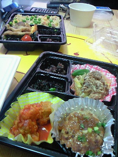 �O������