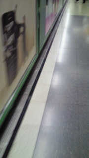 �������I