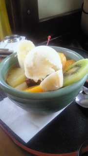 �N���[������݂�