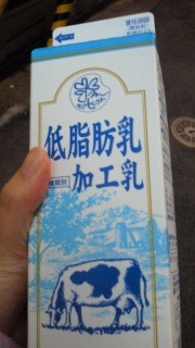 �������[