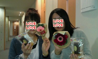 ���ԂƂ��َq�Ƃ��F�B