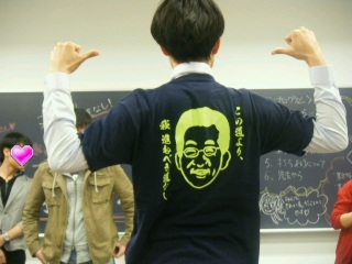 ����������