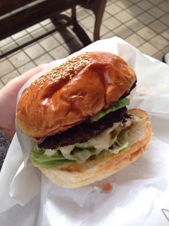 �p�e��2�{�c