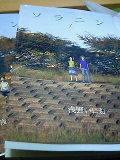 �\���j��